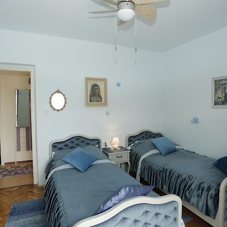 Apartment Magnolia Supetar Cameră foto