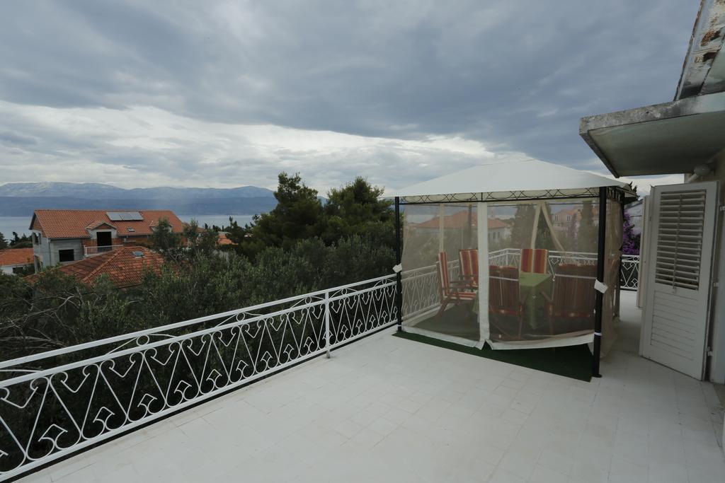 Apartment Magnolia Supetar Cameră foto